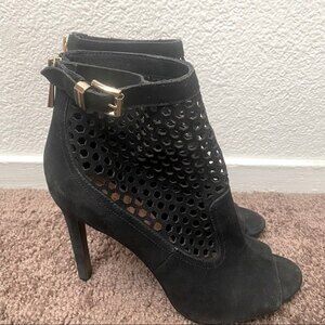 Vince Camuto Open Toe Leather Bootie Size 8.5